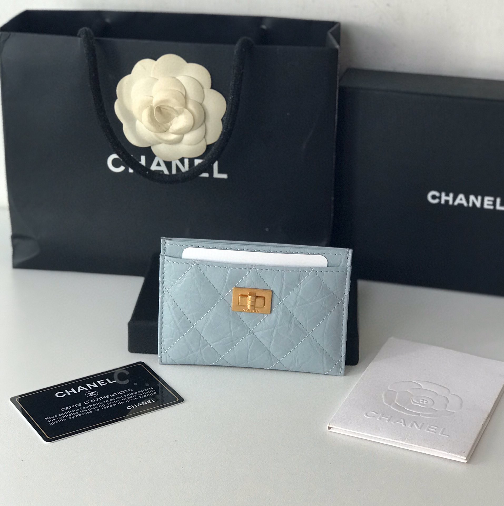 芸能人愛用Chanel シャネル 実物の写真 N品スーパーコピー財布代引き対応国内発送後払い安全必ず届く優良サイト